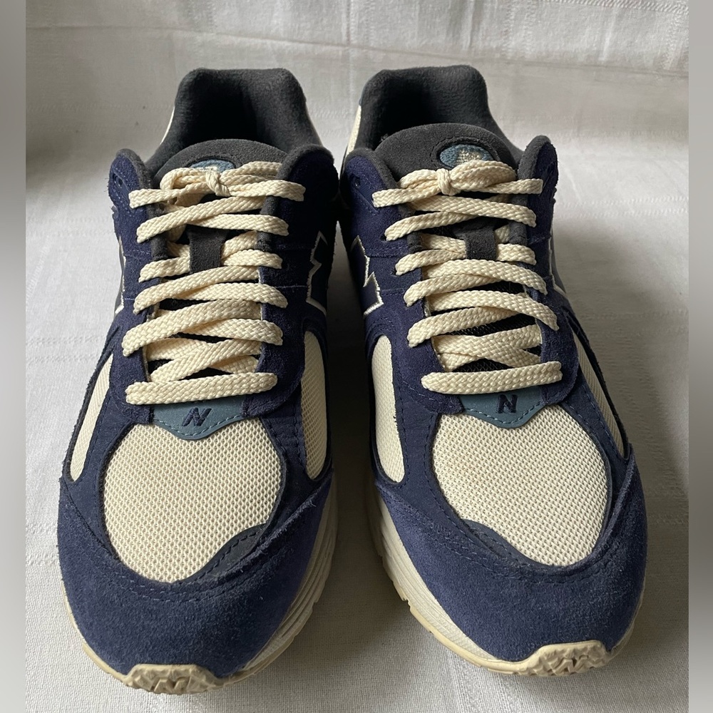 New Balance 2002r Night Tide Blue Cream White Sneakers Men's Size 10.5 M2002RG - Picture 3 of 9
